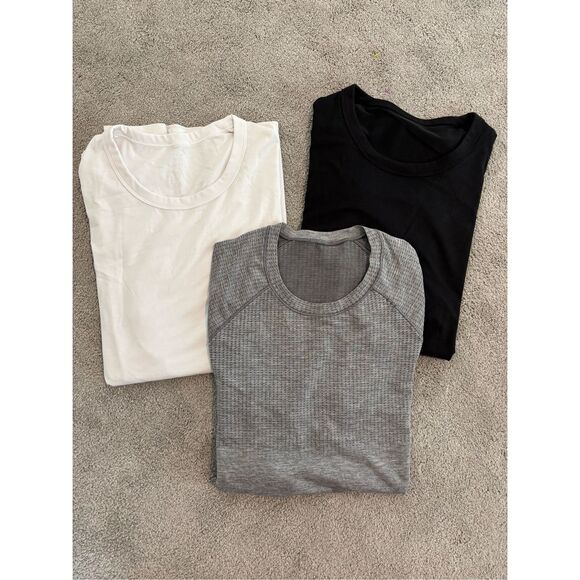 Lot of (3) Lululemon Men’s short sleeve t shirts, Med $204 A3 - Picture 2 of 7